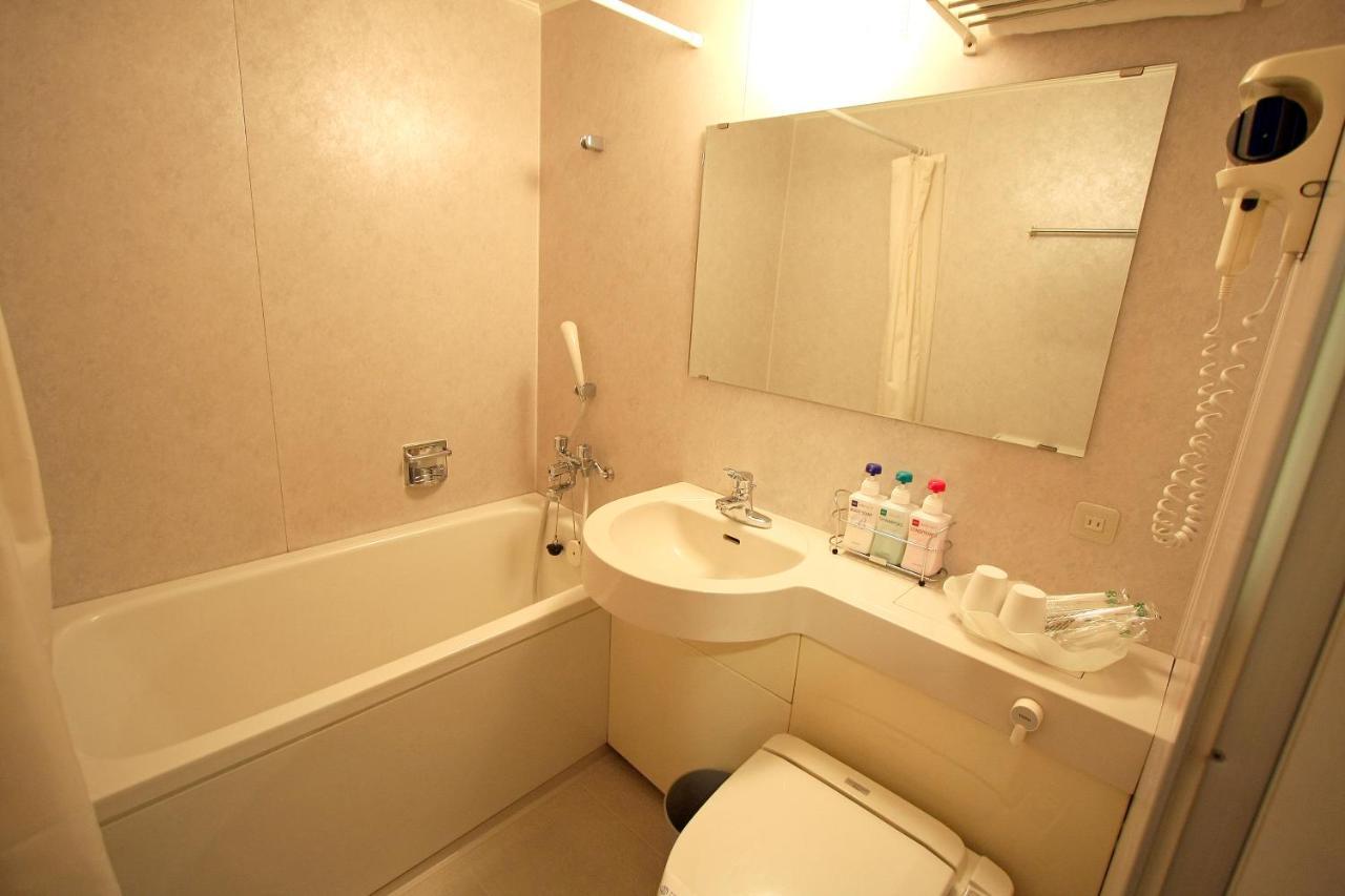 Hotel Central Сендай Екстериор снимка