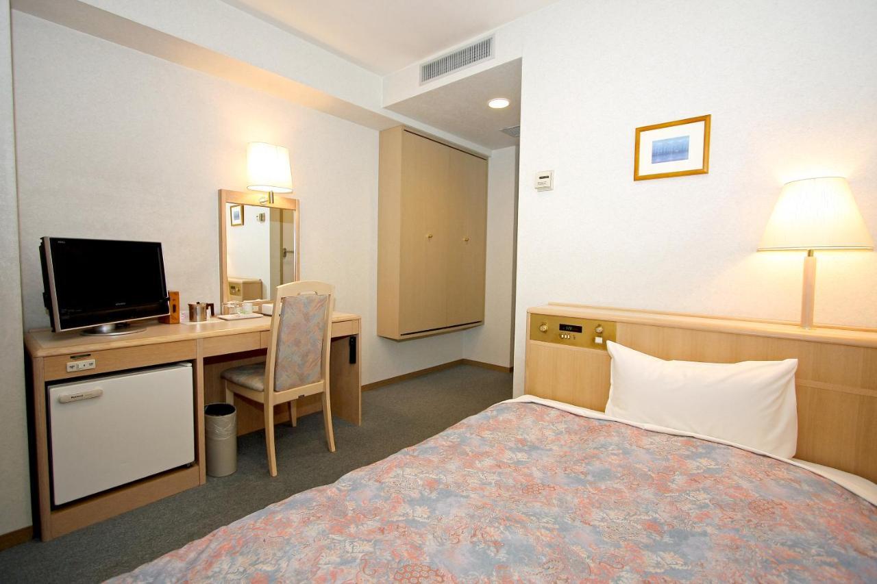 Hotel Central Сендай Екстериор снимка